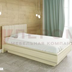 Кровать КР-1011 с мягким изголовьем в Еманжелинске - emanzhelinsk.mebel24.online | фото