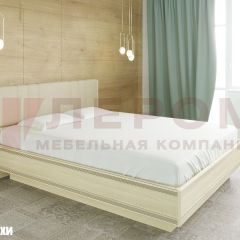 Кровать КР-1014 с мягким изголовьем в Еманжелинске - emanzhelinsk.mebel24.online | фото