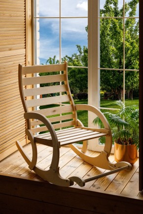 Кресло качалка не окрашенное НЕАПОЛЬ с подножкой в Еманжелинске - emanzhelinsk.mebel24.online | фото 1