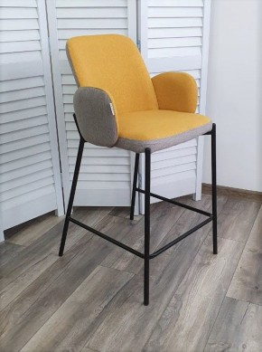 Полубарный стул NYX (H=65cm) VF106 желтый / VF120 серый М-City в Еманжелинске - emanzhelinsk.mebel24.online | фото 2